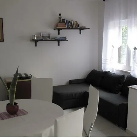 Anci Apartment *